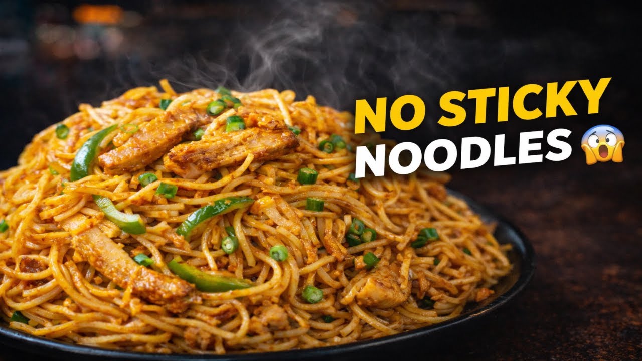 Chicken Chow Mein 🍜 | Street Style Chicken Noodles | Restaurant Secrets Revealed 😍