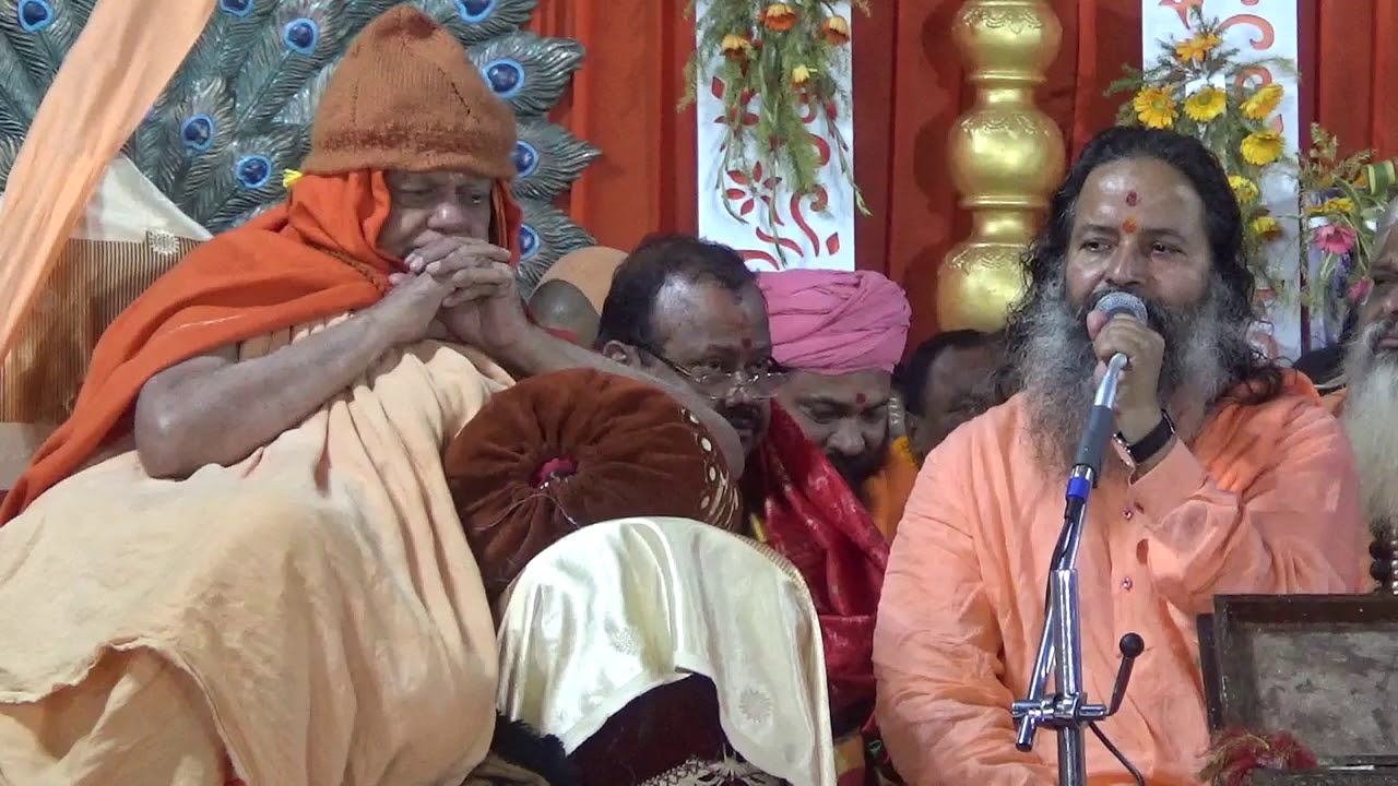 Paramahamsa Prajnananandaji at Mahodadhi Aarati Festival, organized by Govardhan Math, Puri