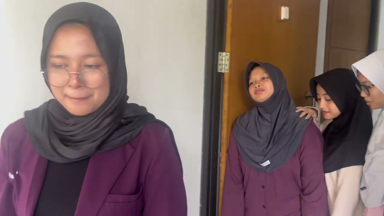 “Hak Dan Keluarga”, Tugas Bahasa Indonesia Teks Negoisasi Kelas 10F
