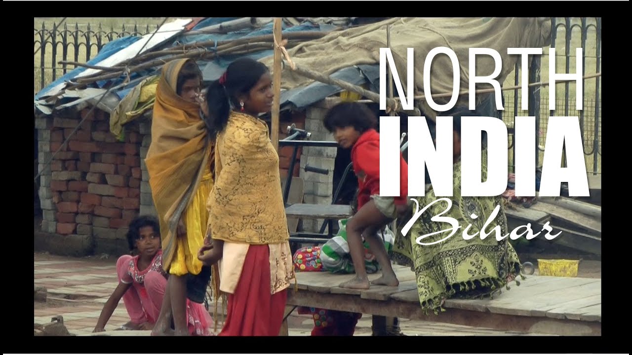 INDIA/Bodhgaya - Traffic and life on the streets - 4/5 -