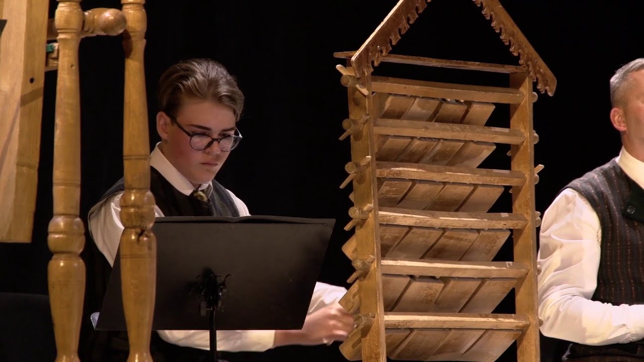 Čiužela - A.Lapinskas, solo skrabalais: Jokūbas Jankauskas, orkestras 