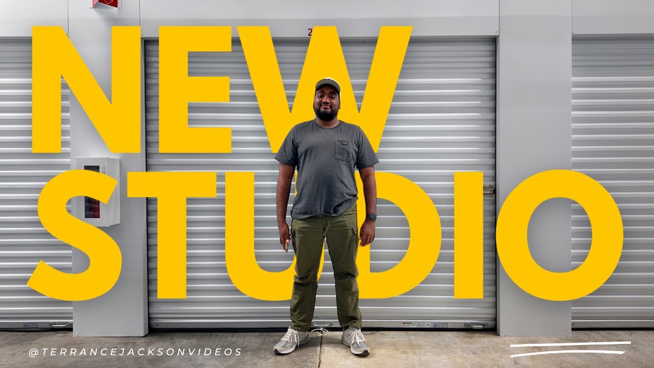 MOVING INTO MY NEW ART STUDIO ⚡moving vlog, storage unit, setting it up!