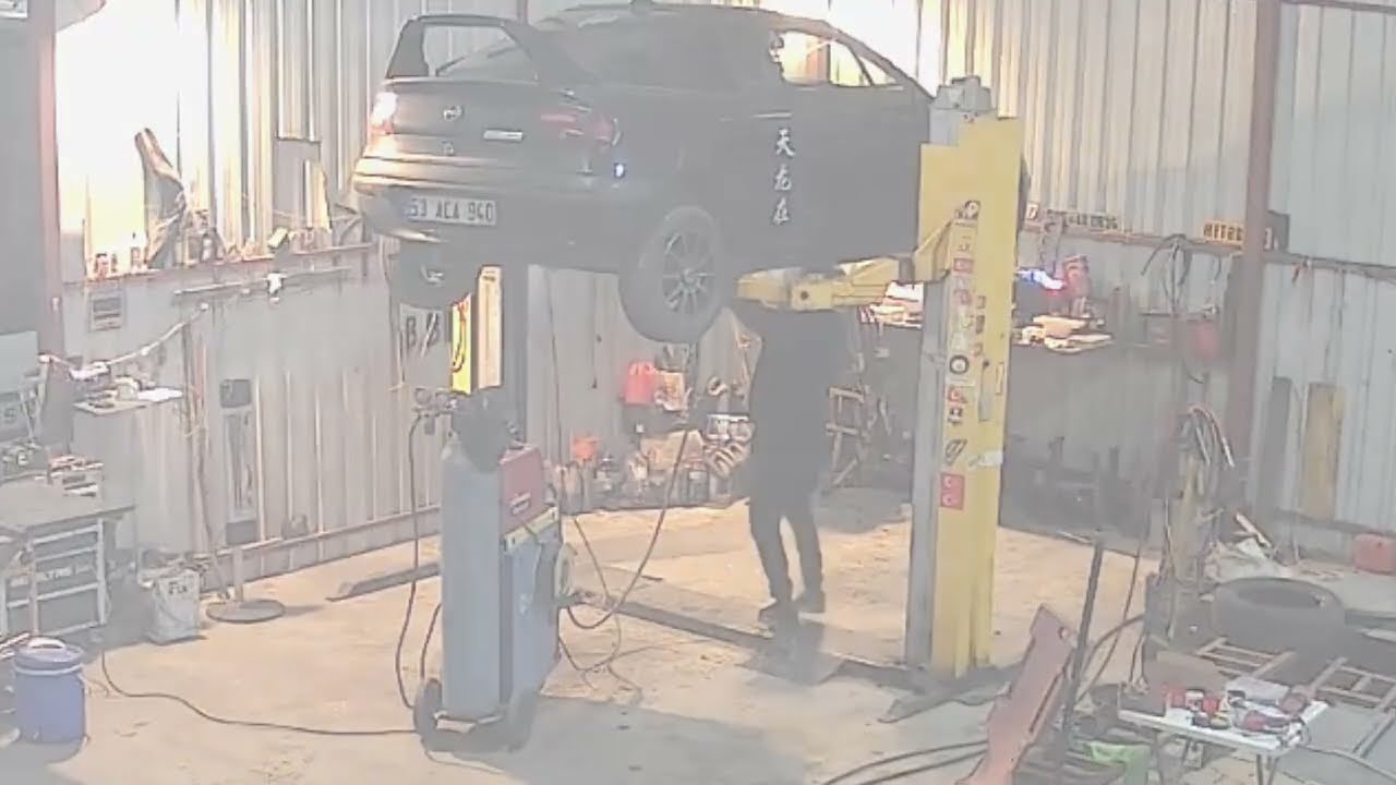 sait tigra / lpg tankı / egsoz , far , sinyal işleri / tüv türk eksikleri / 