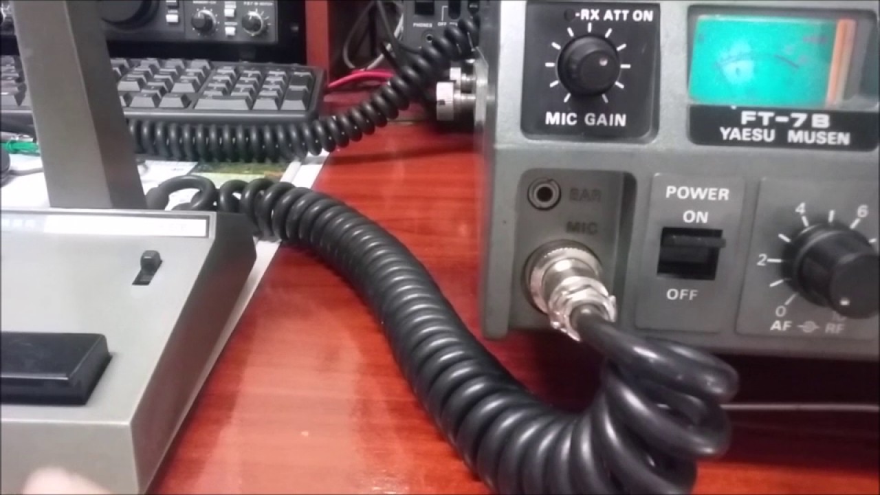 YAESU FT-7B - Staying Alive - Sigue vivo