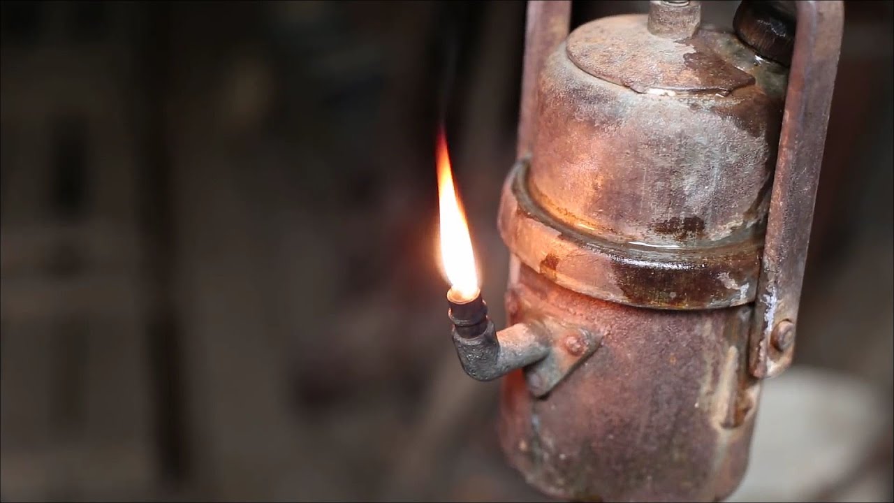 Szerencse lent (dokumentumfilm az észak-magyarországi bányászmúltról)