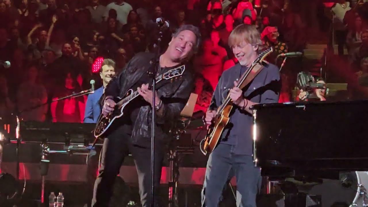 Billy Joel and Trey Anastasio from Phish - You May Be Right @ MSG 6/8/24