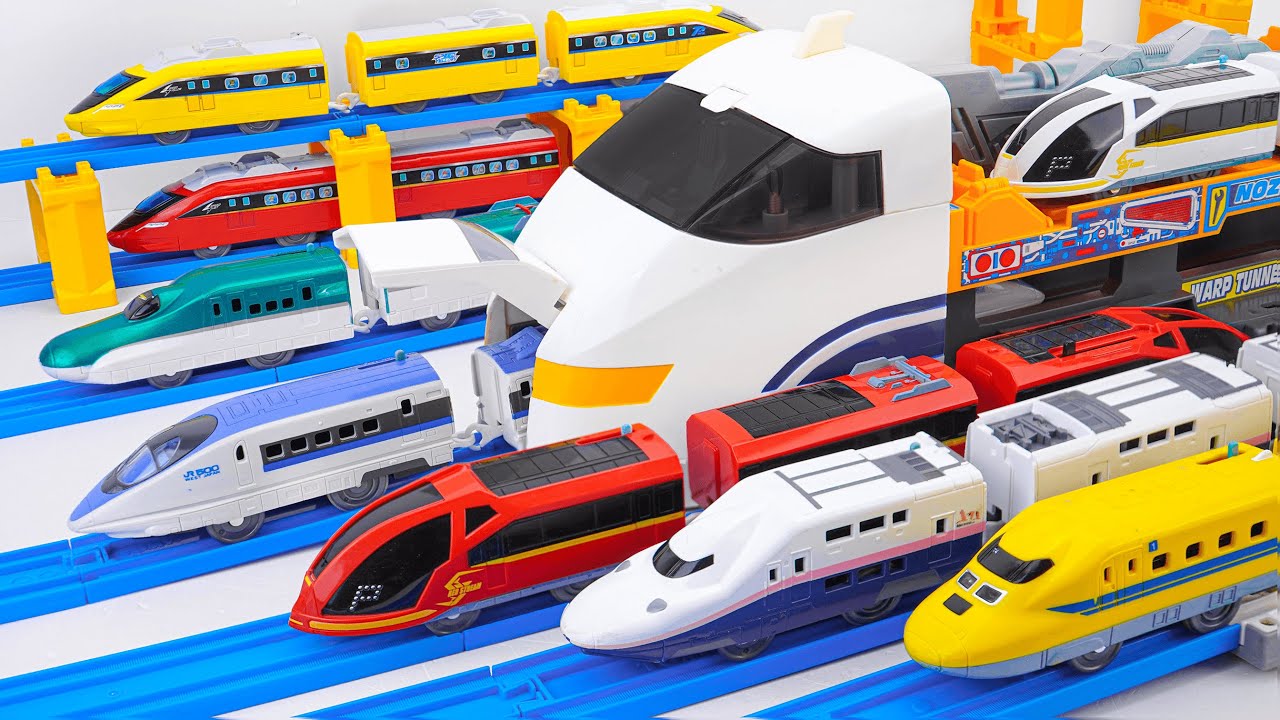 タカラトミー シティタウン｜高架の地下鉄システムが道路交通と交差｜新幹線＆トミカカーコレクション
