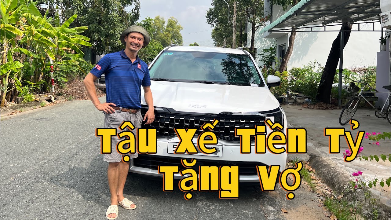 Tiết Cương đập hộp ‘ Chuyên cơ mặt đất’KIA Carnival 2025 tặng vợ