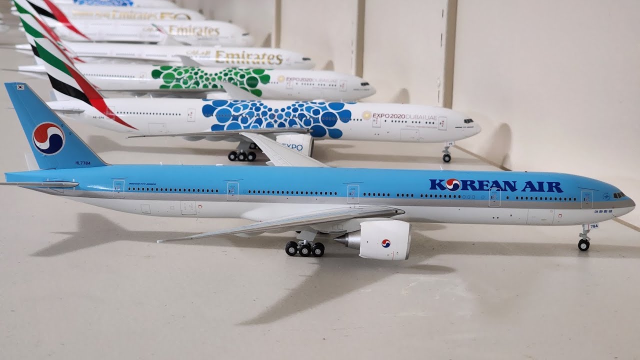 4K - GeminiJets Korean Air Boeing 777-300ER HL7784; Scale 1:200 Unboxing