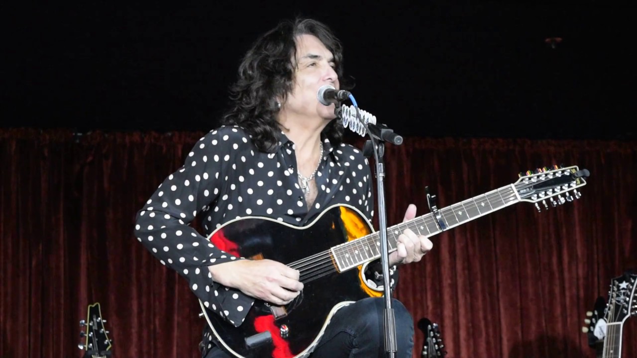 Kiss Kruise VI - Paul Stanley Acoustic Show, part 7 of 10: Hold Me, Touch Me