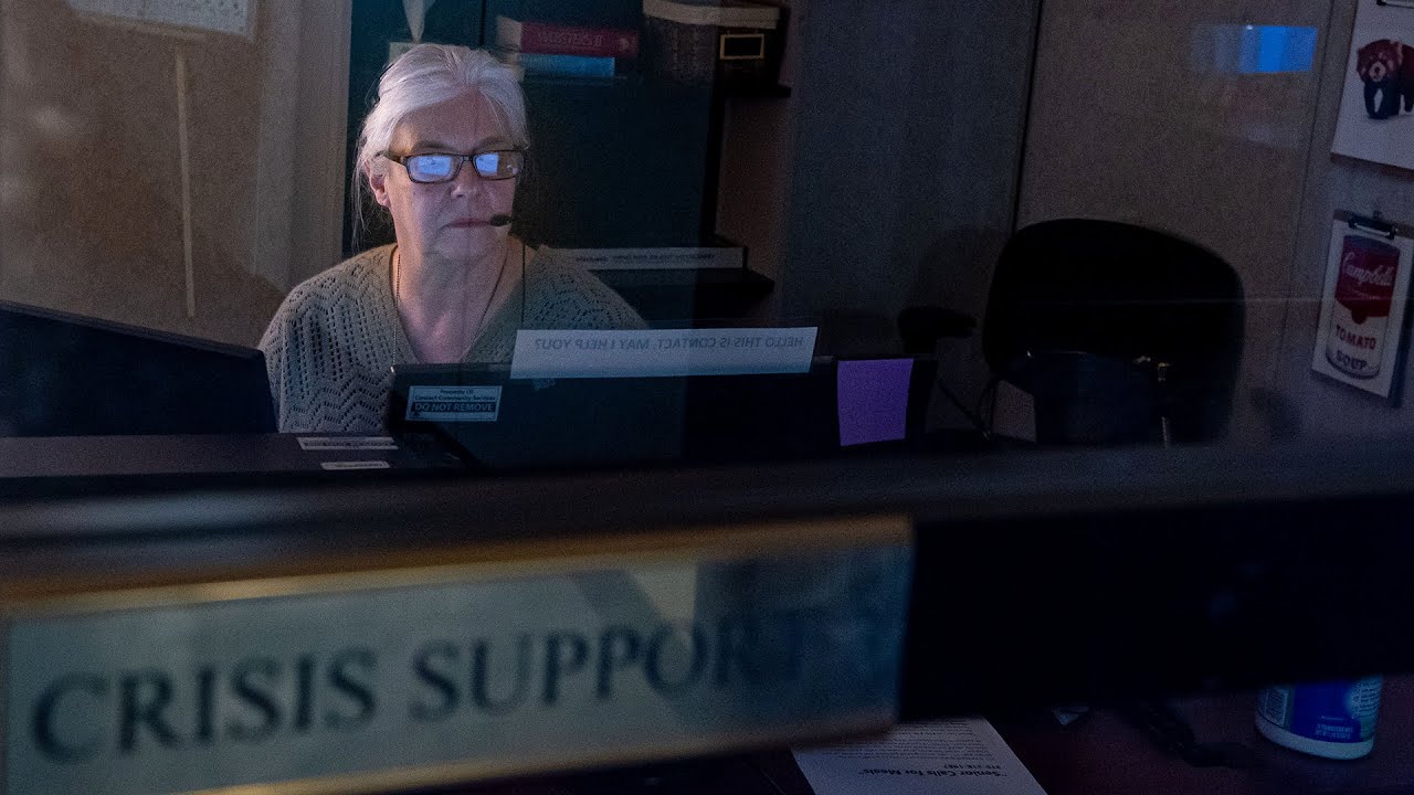 Crisis hotline helps ease coronavirus anxiety in Syracuse