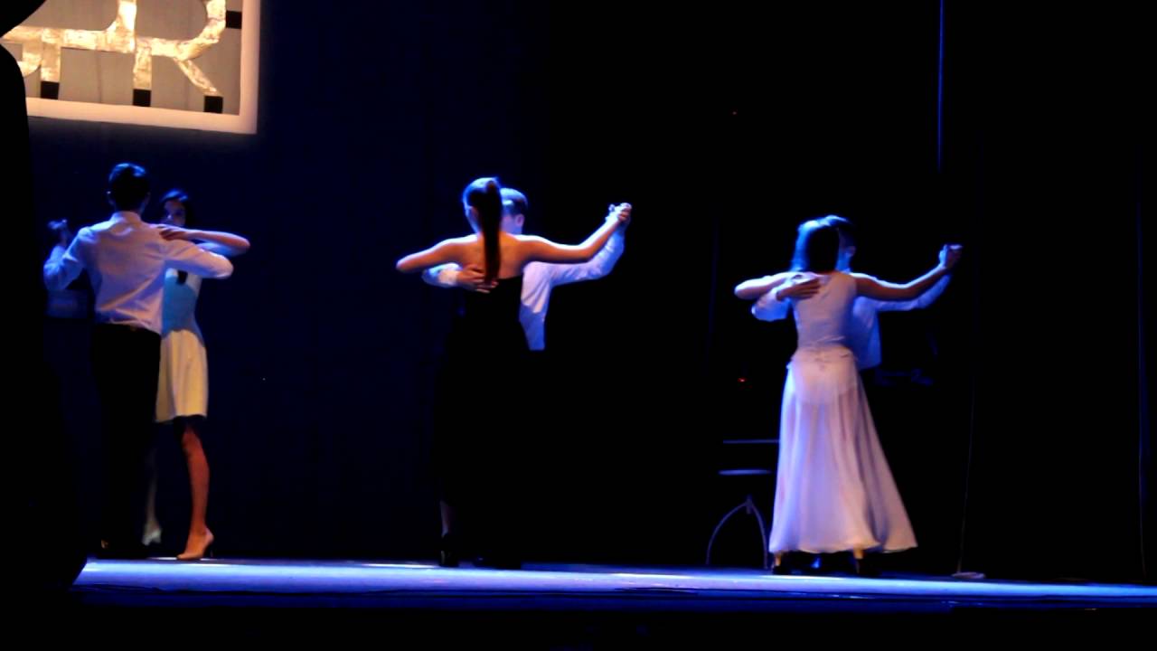 Waltz - Skyfall