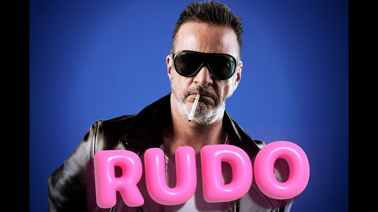 Carlos Carlín saca su lado rudo y presenta nuevo unipersonal: 