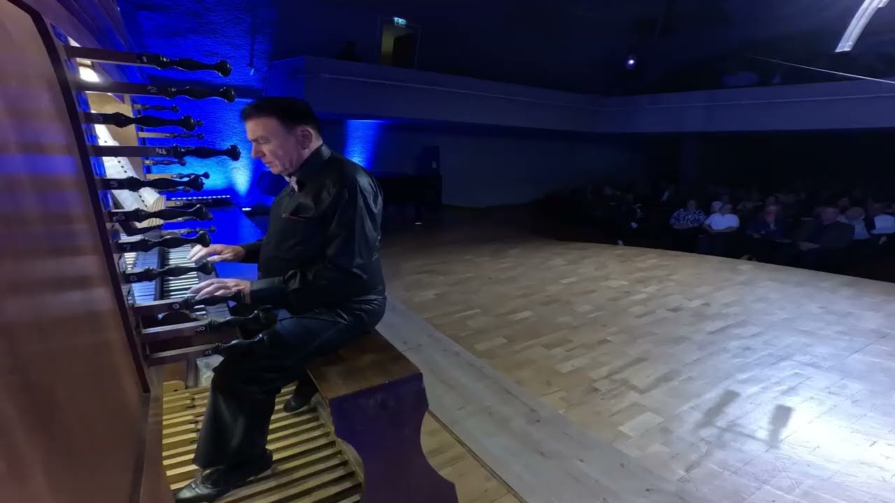 Komitas: 