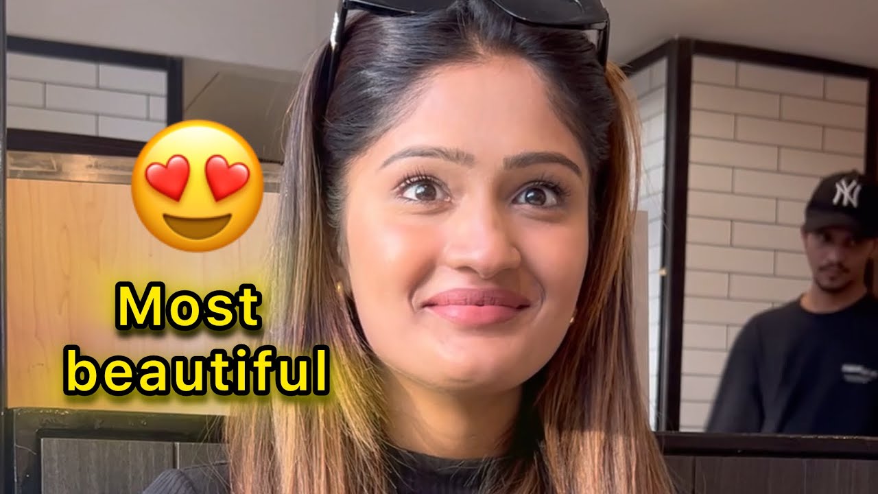 I met the most beautiful Girl in Mumbai😍