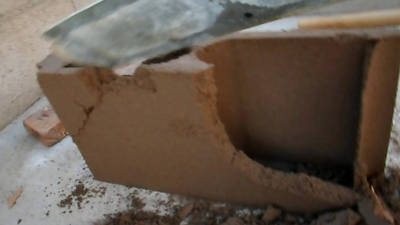 Como preparar a  massa e fazer bloco de Concreto manual