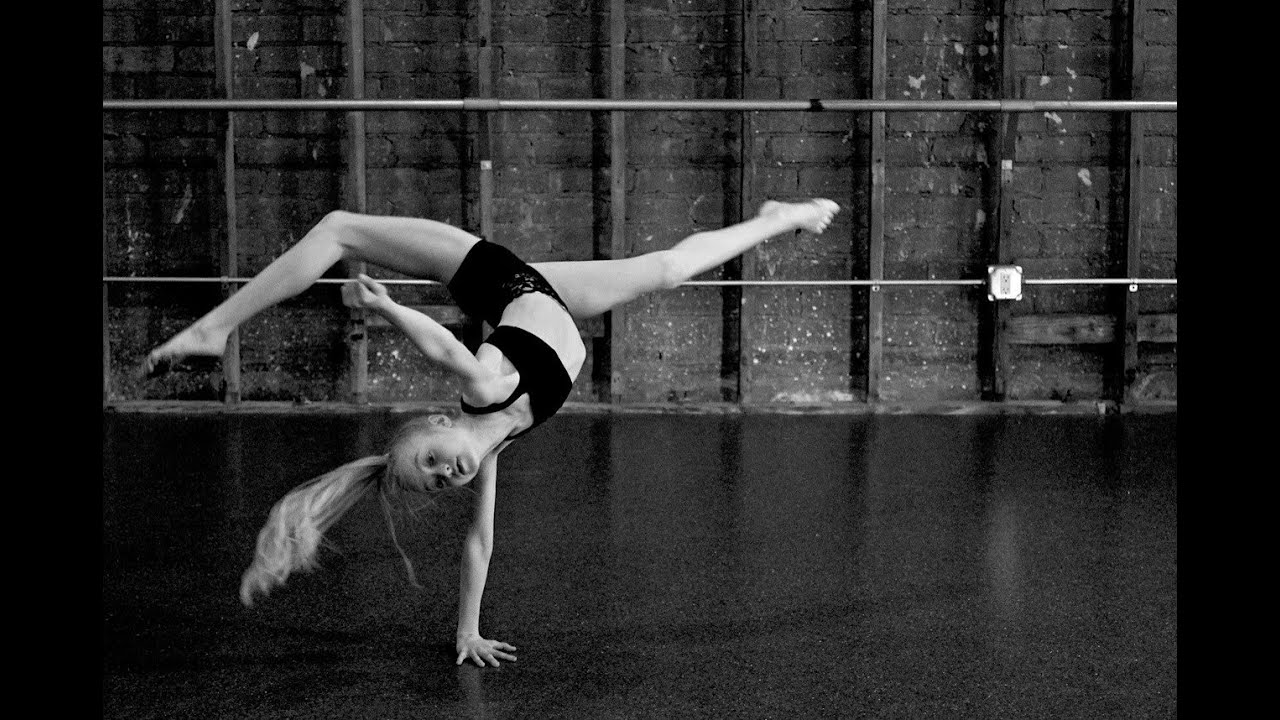 Lucy Vallely 