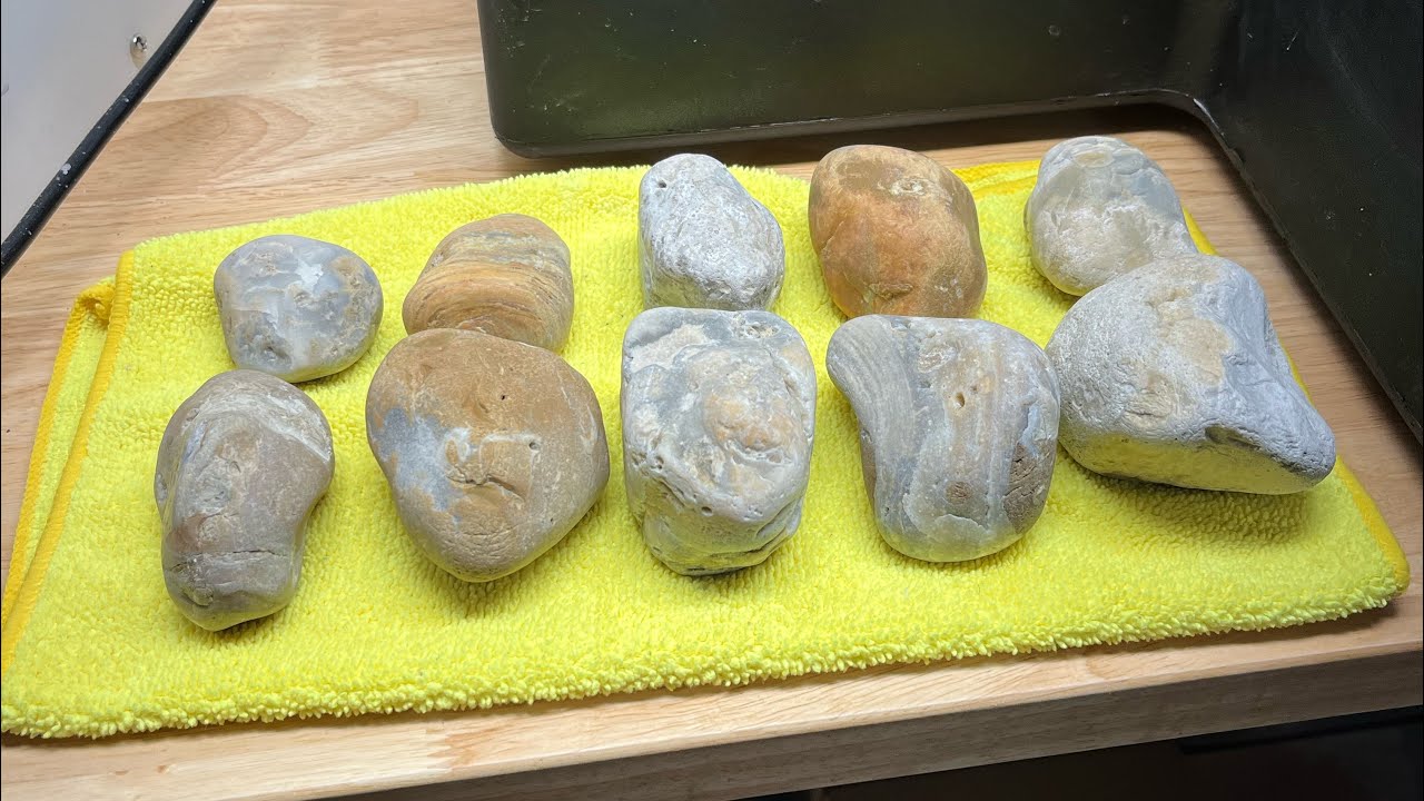 Cutting Rocks | Coldwater Agates!