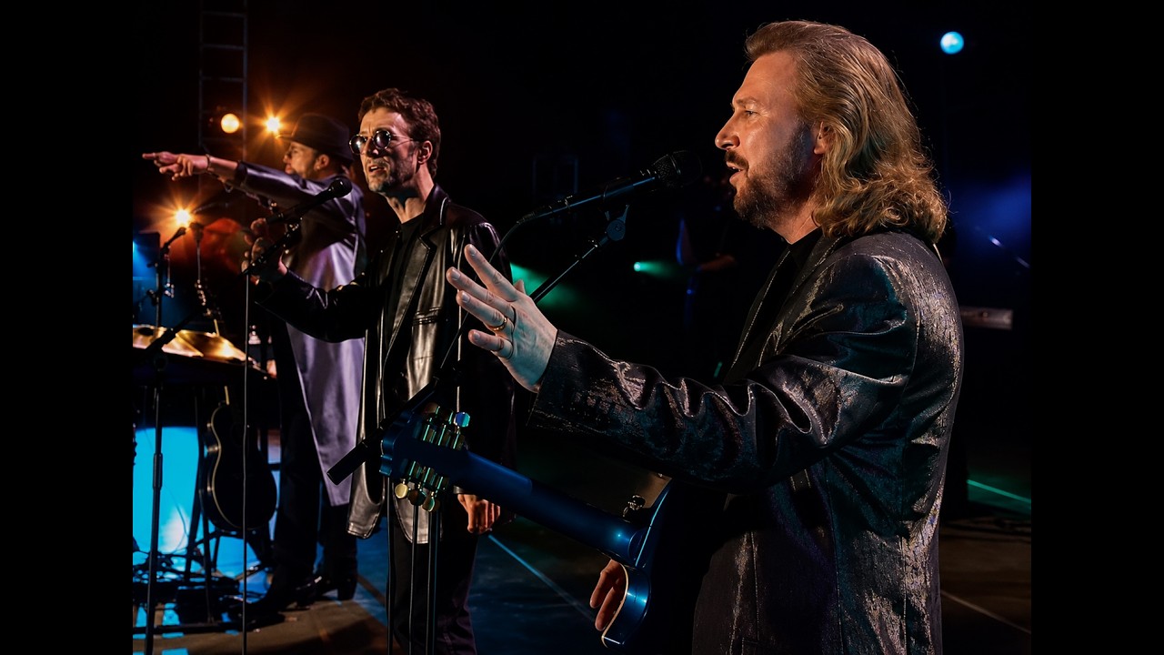 Bee Gees — Closer Than Close (Live at Stadium Australia 1999 - One Night Only)