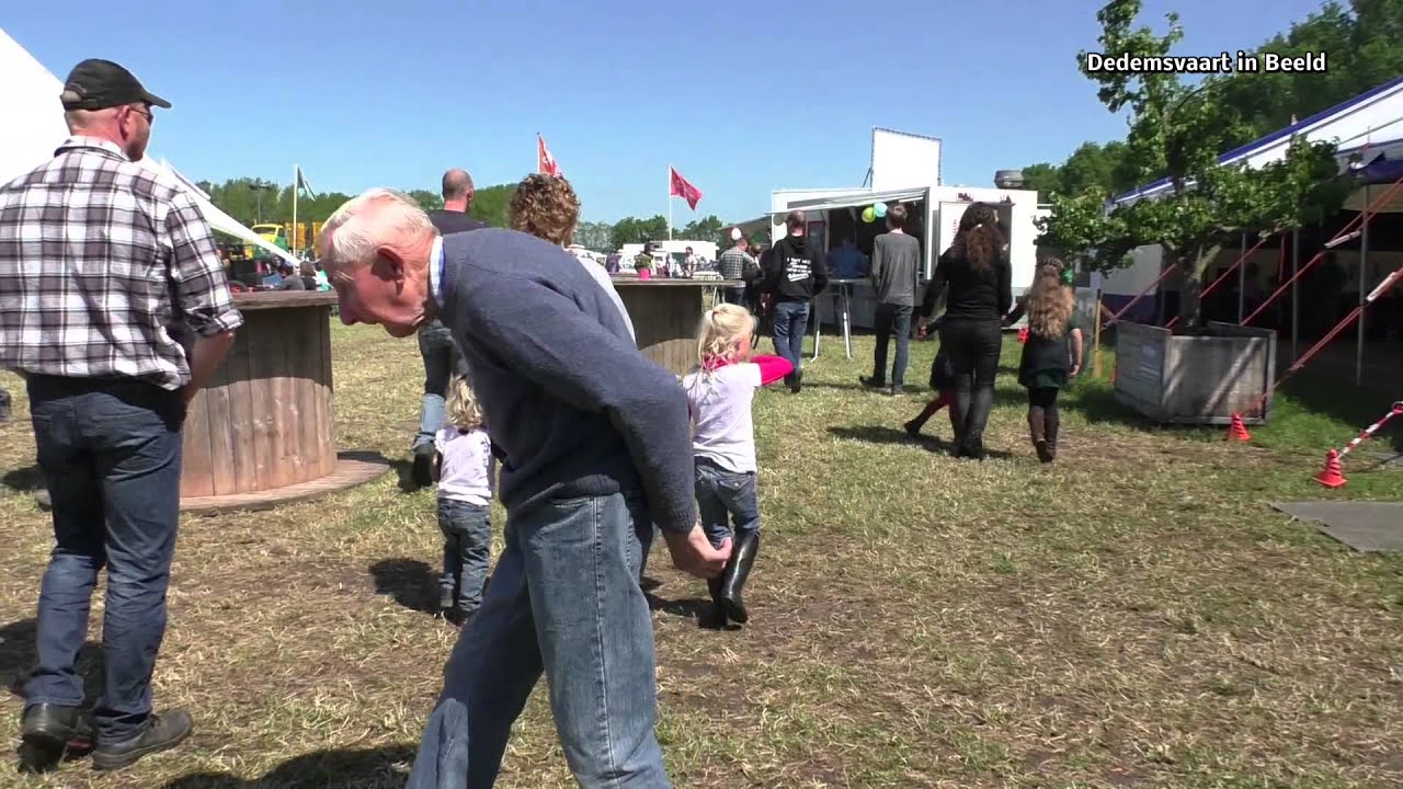 Sfeerimpressie oldtimerfestival Balkbrug 24 mei 2015