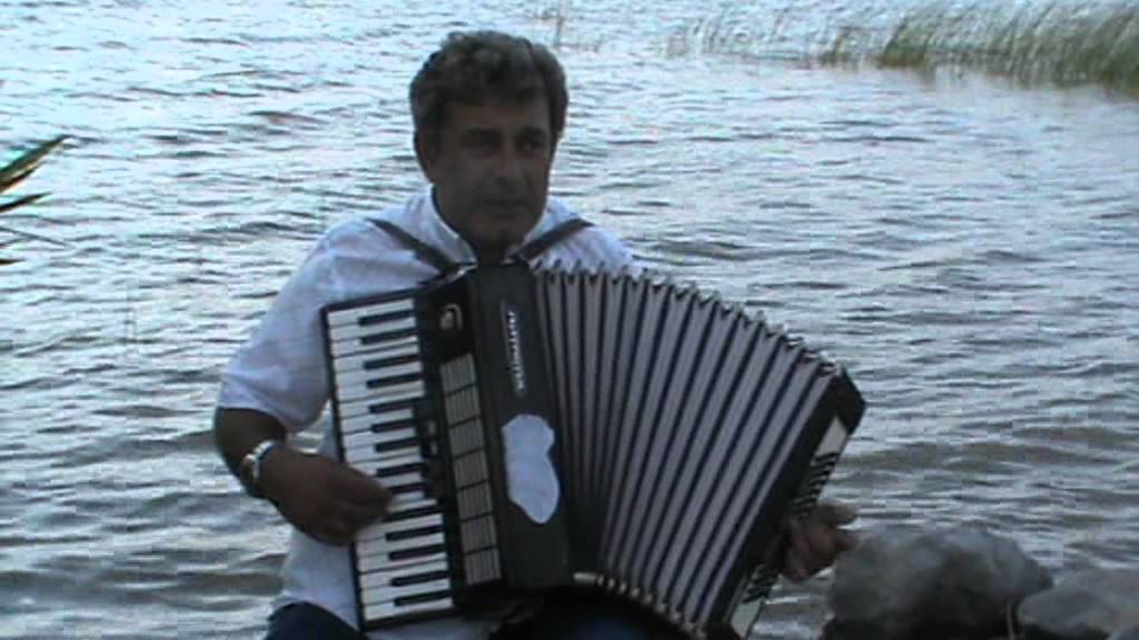 Virág Józsi- Csárdások harmónikán 3.