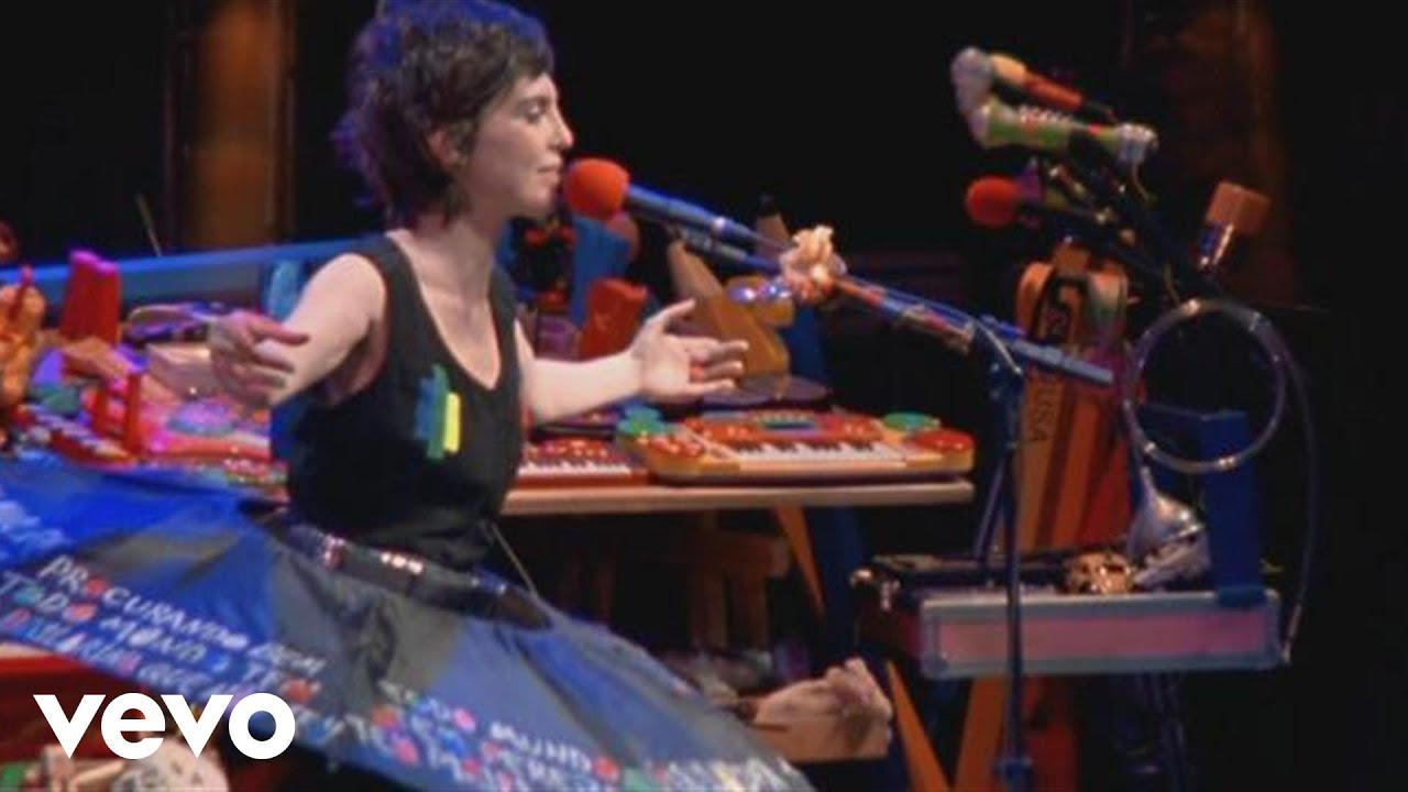Adriana Partimpim - Ciranda da Bailarina (Ao vivo)