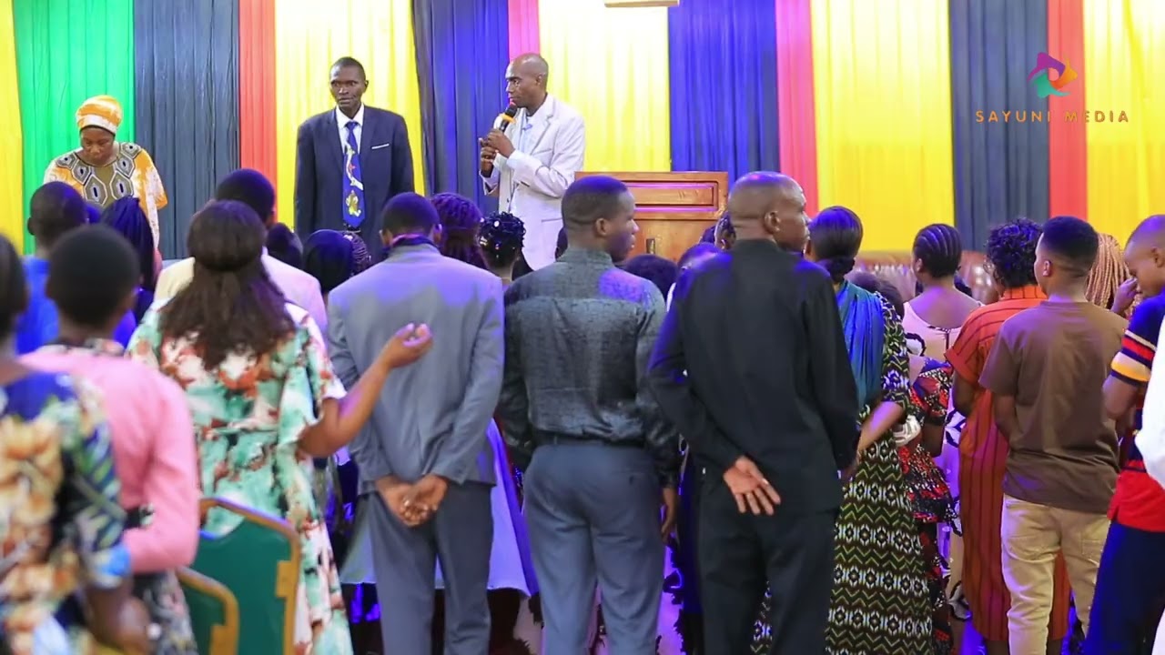 VIJANA WAJITOKEZA KWA WINGI MAOMBI YA KUWATAKA HUFUNGA NDOA