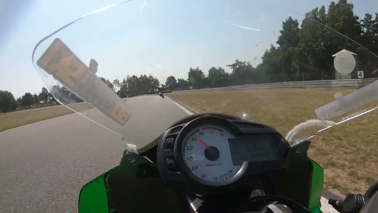 Tor Poznań kawasaki zx6r onboard 1.42