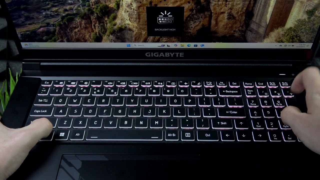 GIGABYTE G7 &ndash; How to Turn On or Off Keyboard Backlight