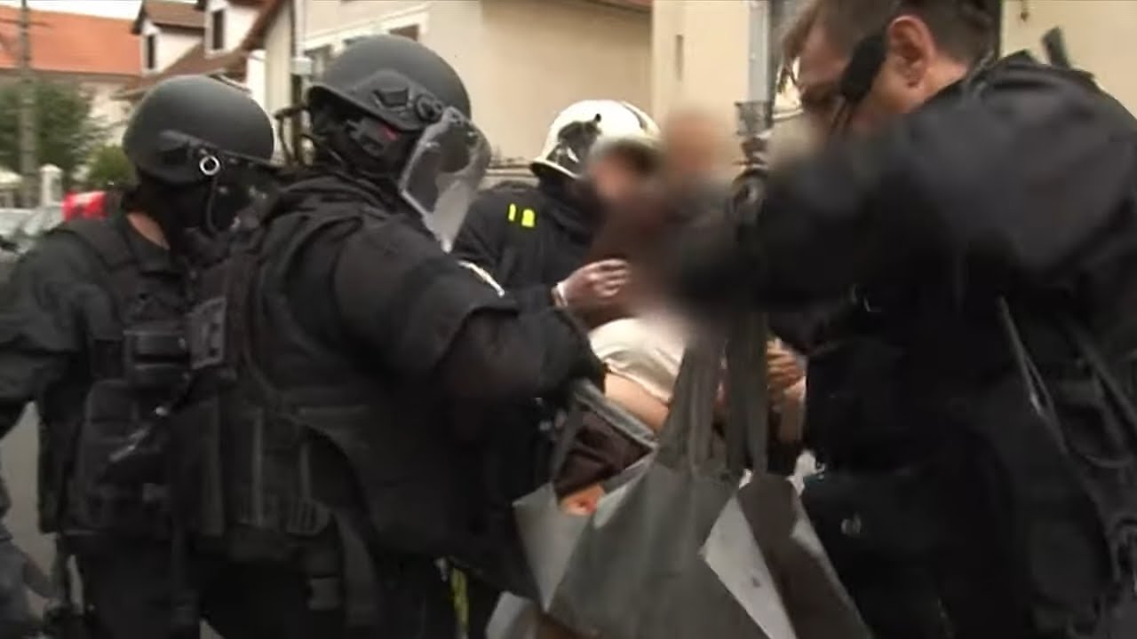 Négociations tendues avec un forcené