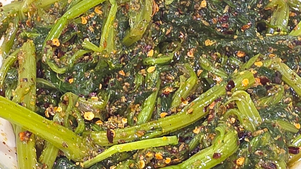 Gandal ka achar recipe Aik naya Style aik Naya test Hmm yummy and testi#food 