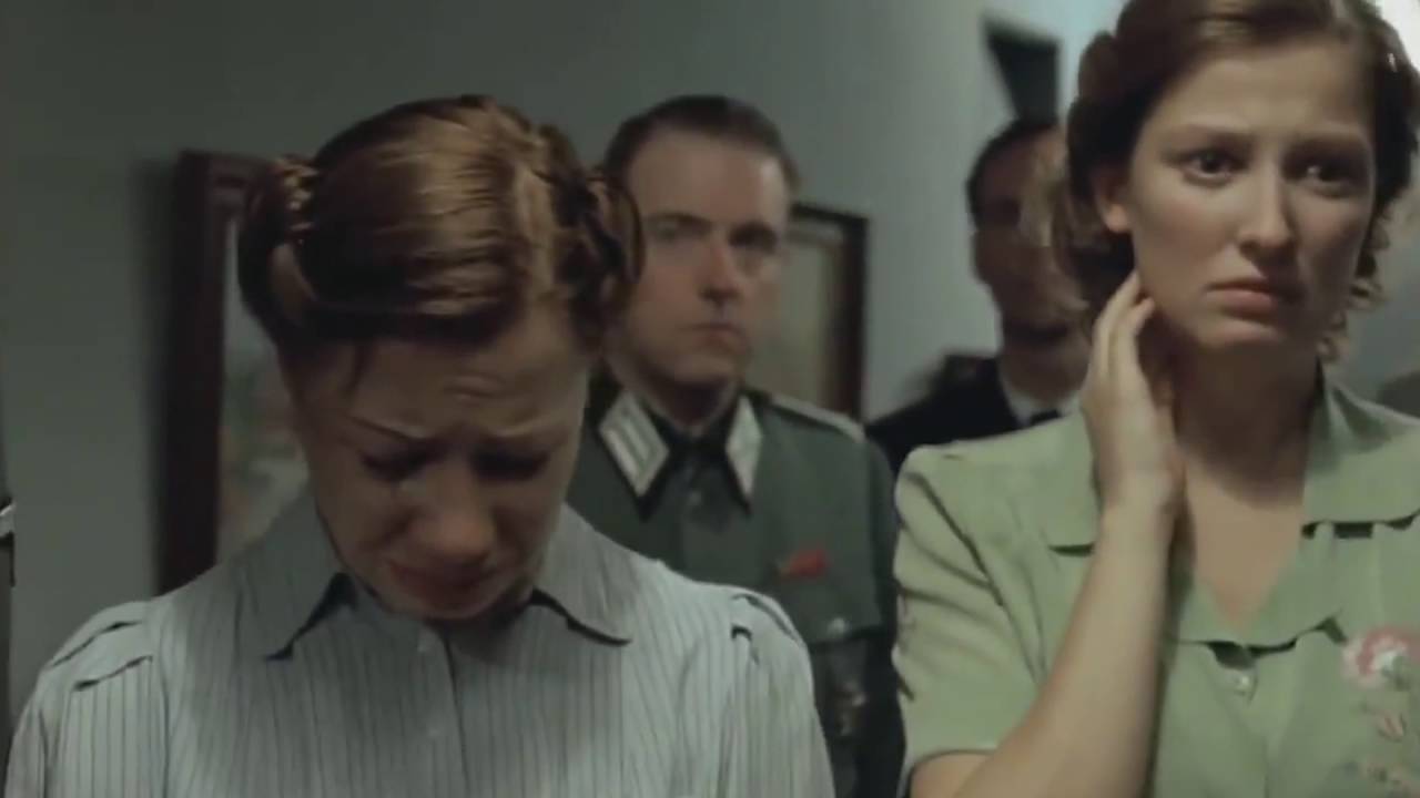 DoublageQc - La moustache d'Hitler