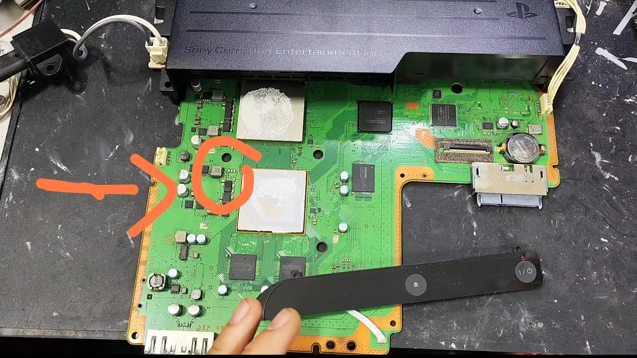 Playstation 3 com defeito liga e desliga