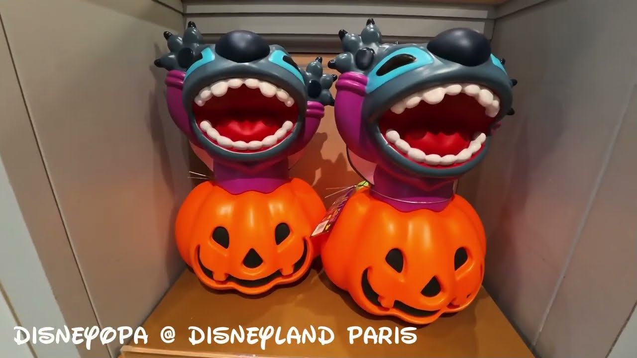 HALLOWEEN UPDATE NEW CENTURY NOTIONS - SHOP WALK THROUGH - Disneyland Paris - DisneyOpa
