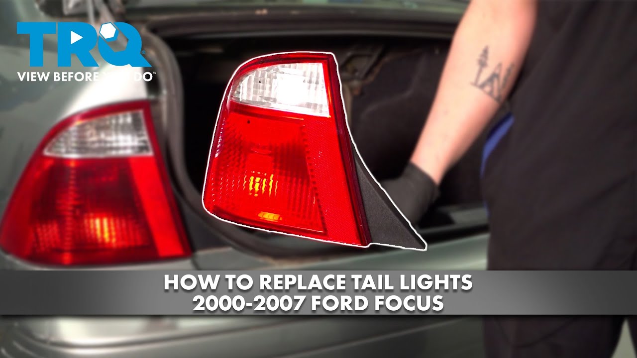 Как заменить задние фонари на Ford Focus 2000-2007