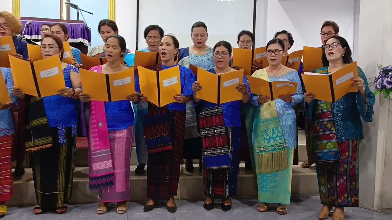 INA NI HKBP NA SONGON SI MARIA - KOOR INA GLORIA - HKBP BEKASI TIMUR PERMAI