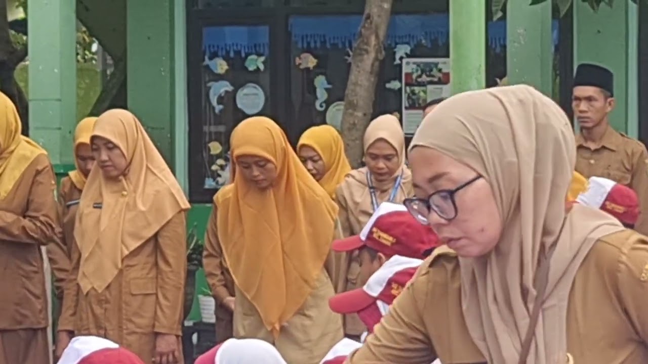 HARI PERTAMA SEMESTER GENAP TP.2025/2026: PASKIBRA TAMPIL DENGAN PENUH SEMANGAT