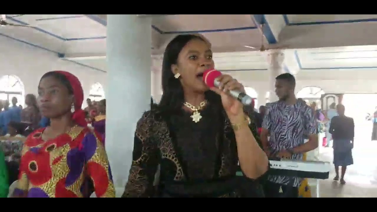 Ejima Singer Palm Sunday Live performance with Living Christ Mission Temple Band
