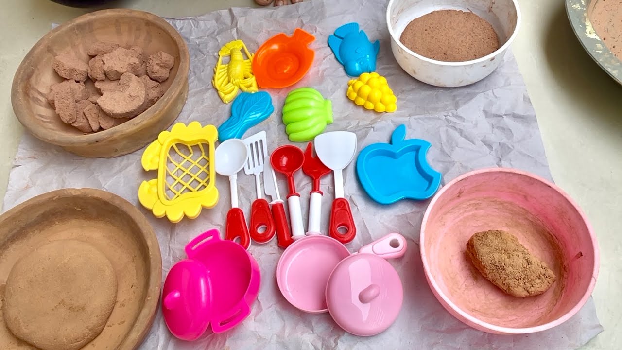 New mini toys 😍| red clay ko crunch kiya 🤤 | Gritty ASMR world | 
