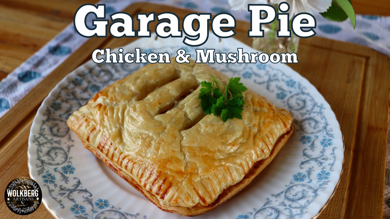 How to make a Chicken & Mushroom “Garage Pie” Recipe | Homemade meat pie | South African Recipes |