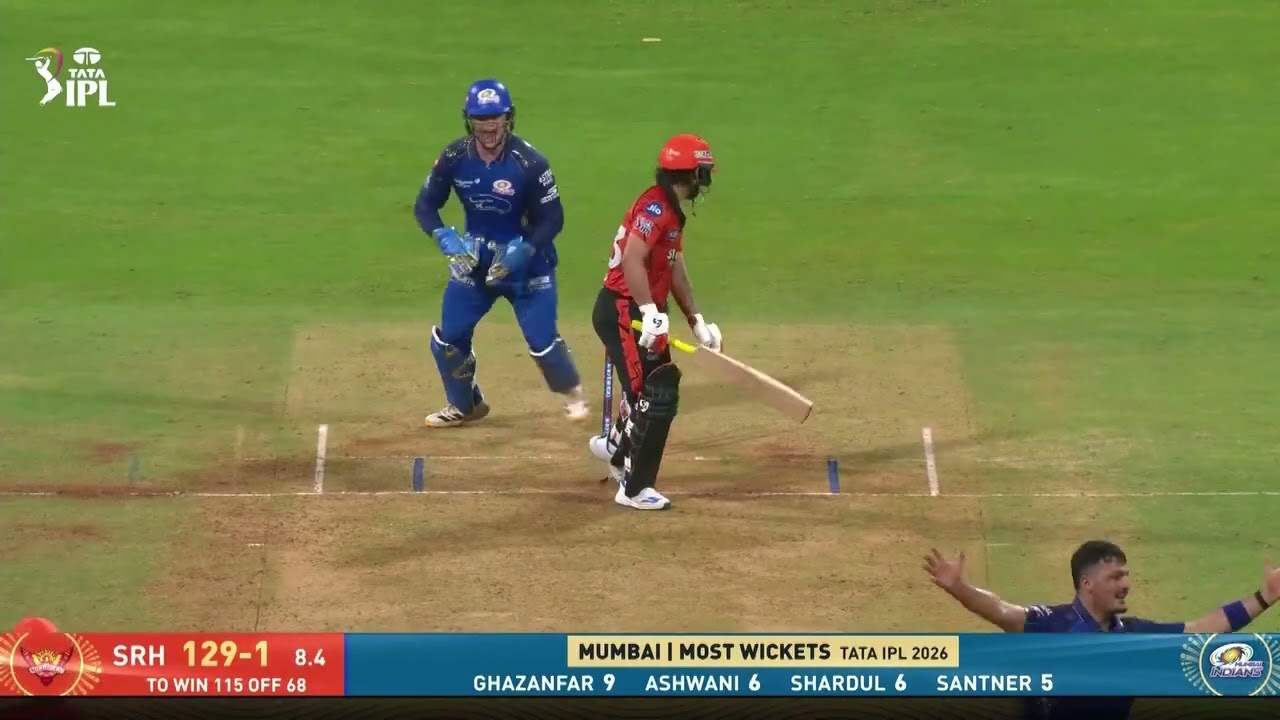 🔙 to 🔙 wickets ✌️Allah Ghazanfar on a roll 🌪️Mumbai Indians back #TATAIPL | #KhelBindaas | #MIvSRH