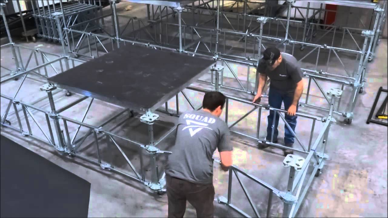 Structure de scène polyvalente / Multi purpose stage structure