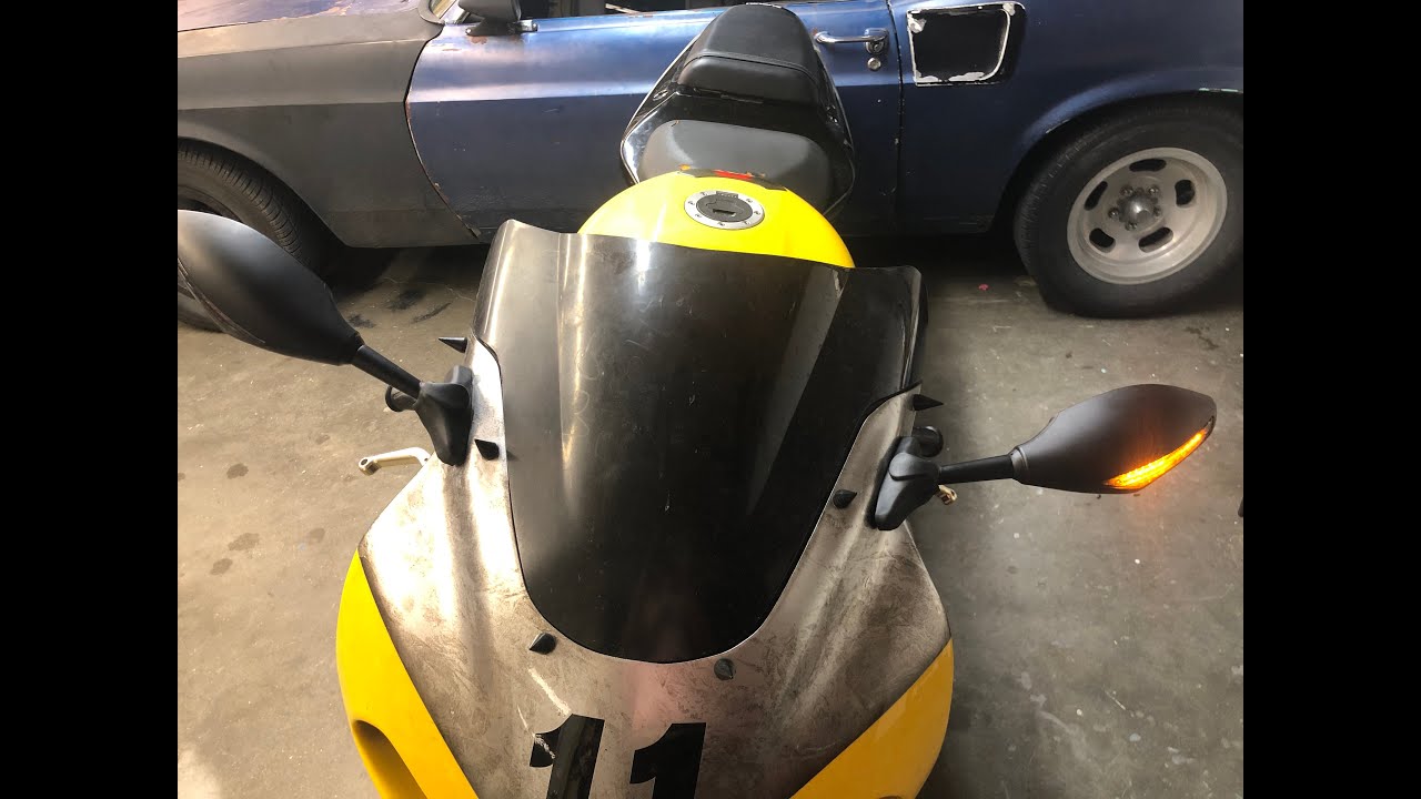 New Mirrors With Blinkers On The GSX-R