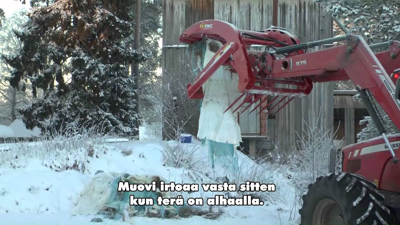 Keltec paalileikkuri Suomen olosuhteissa, Bale Slice, Bale Cutter in Finland.