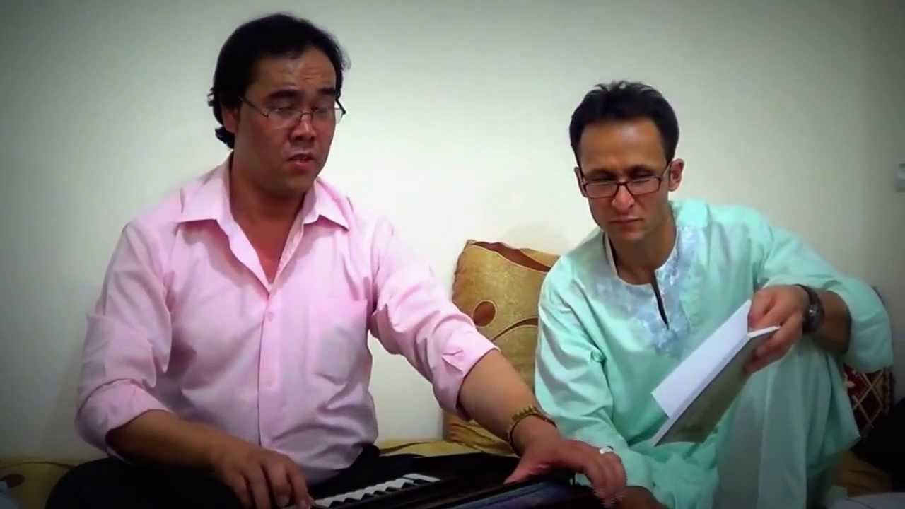 آهنگ: پاتو. آوازخوان : سخی&zwnj;جهانگیر  Hazaragi Song 2012
