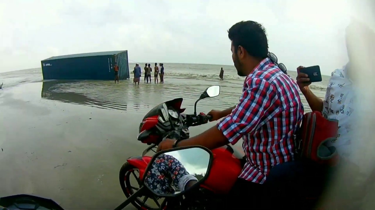 Bike Riding at Kuakata Sea Beach | কুয়াকাটা সমুদ্র সৈকতে বাইক নিয়ে ঘুরে বেড়ানো