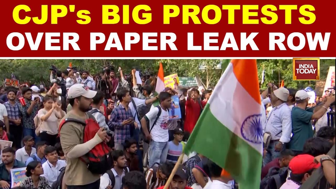 CJP's Delhi Jantar Mantar Protest: Abhijeet Dipke Leads Protest, Demands Accountability