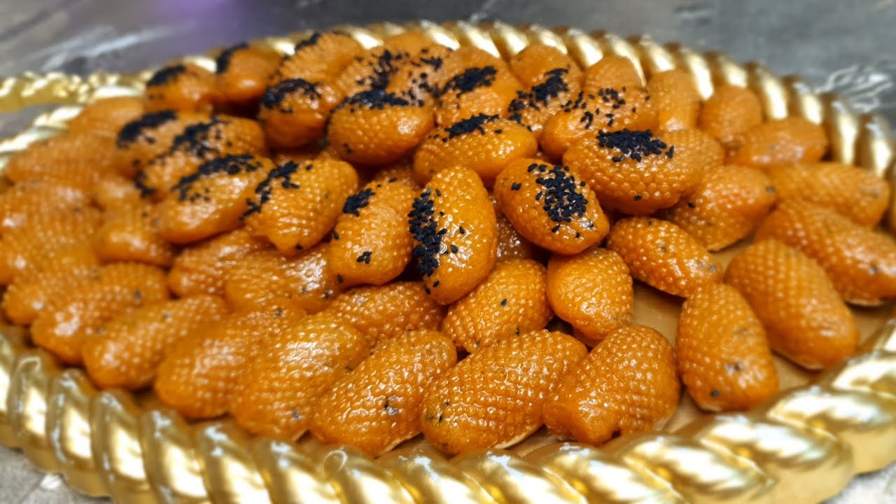 معقول هالسهولة /سويناها بالمطيبات بمطبخ البيت ورسمة التشكيل مثل المحلات بالضبط اصابع زينب#شيف_نبيل