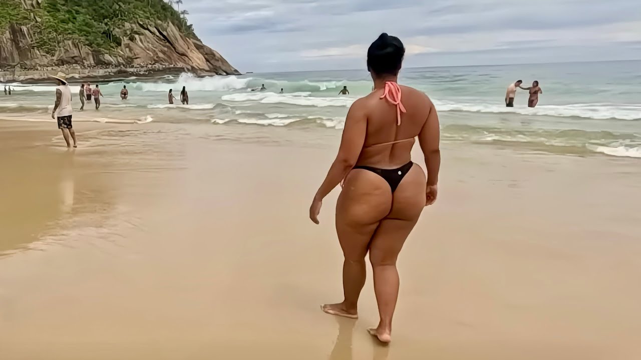 🇧🇷 Leme Beach Rio de Janeiro A Beautiful Day in Brazil 