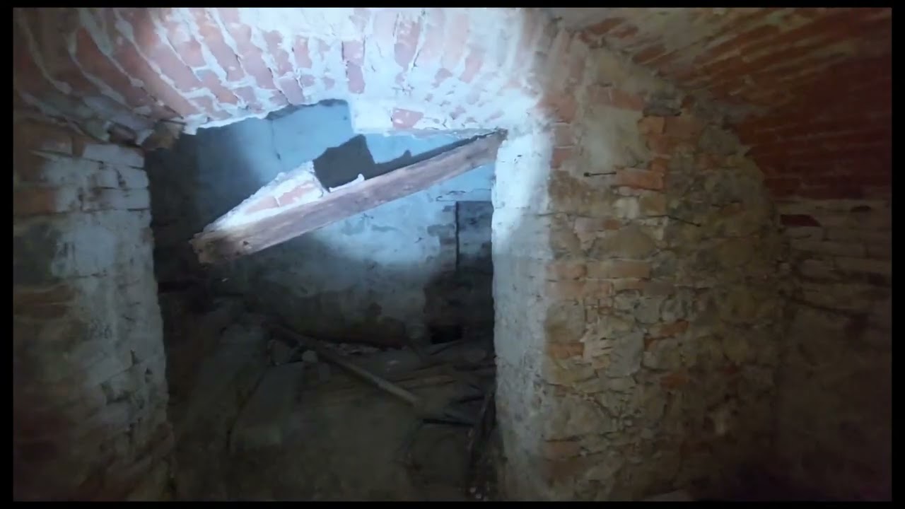 DOM MŔTVEHO VOZIČKÁRA//prejavil sa nám jeho duch alebo niečo iné?!  # 3